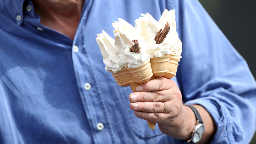 В Петербурге отменили фестиваль мороженого