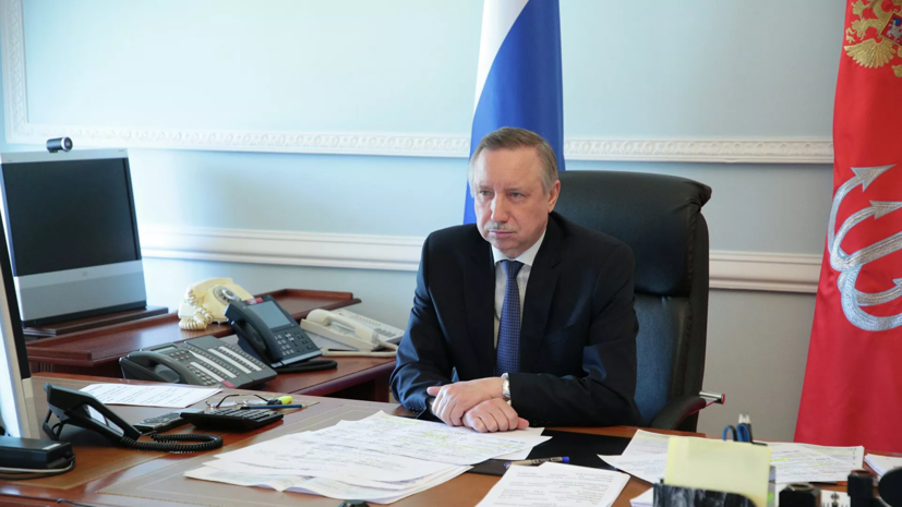 Беглов поздравил петербуржцев с Днём города