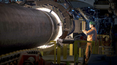 Cварка труб газопровода «Северный поток — 2» на борту трубоукладочного судна Pioneering Spirit