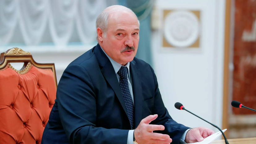 Лукашенко рассказал о привезённых на встречу с Путиным документах