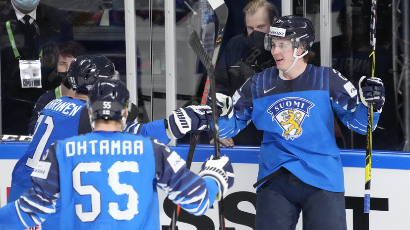 Финляндия обыграла Чехию в четвертьфинале ЧМ по хоккею