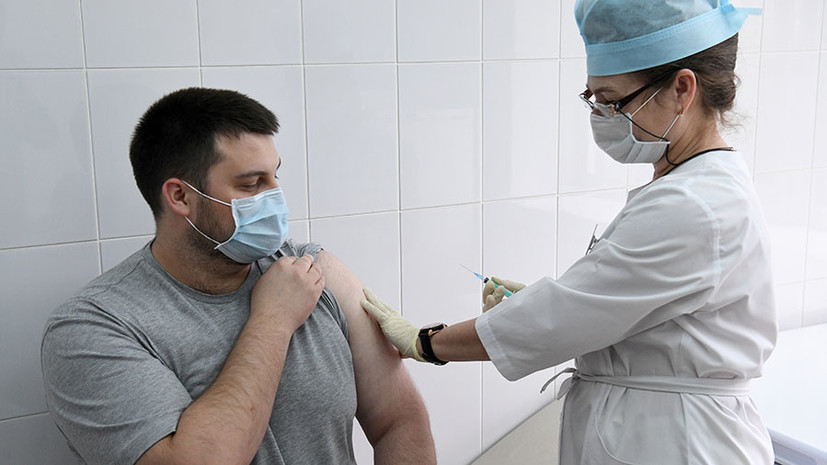 «Менее 0,8%»: в Минздраве напомнили о минимальном риске заболеть коронавирусом после вакцинации