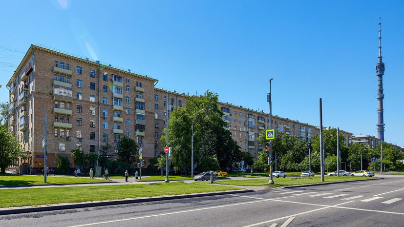 В Останкинском районе Москвы отремонтируют крышу «королёвского» дома