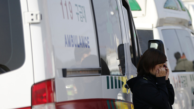 При обрушении здания в Южной Корее погибли девять человек