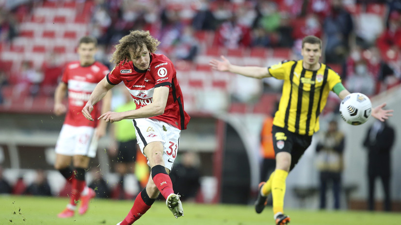 СМИ: «Вест Хэм» приостановил переговоры о трансфере футболиста «Спартака» Крала