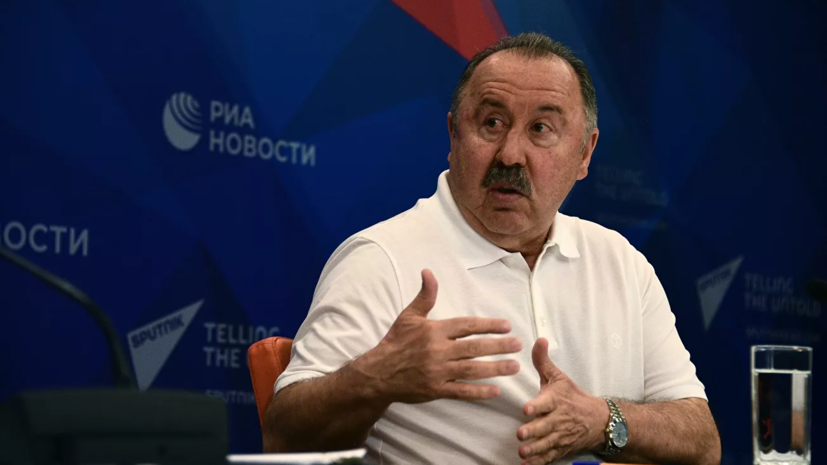 Газзаев назвал хорошей идеей перевести Баринова в центр защиты сборной России