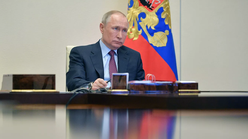 Путин назвал фарсом обвинения США в адрес России в кибератаках