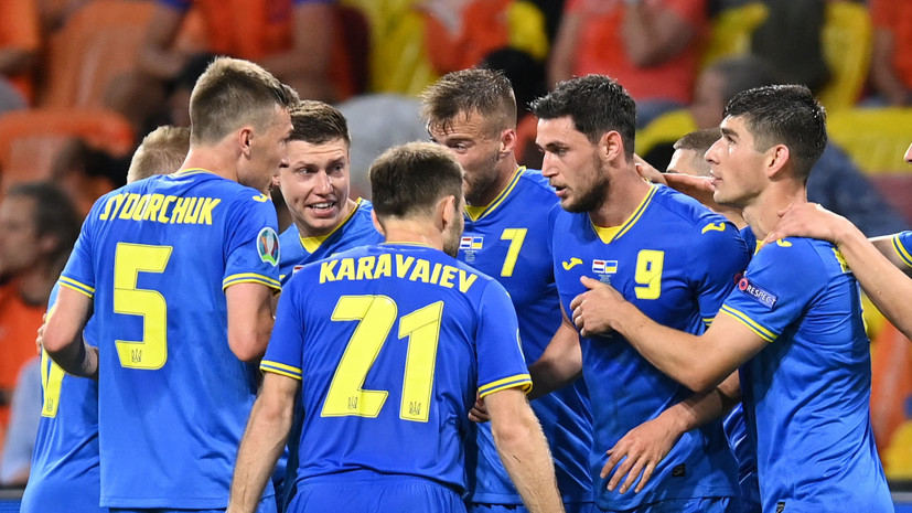 В сборной Украины по футболу опровергли слухи о конфликте в команде