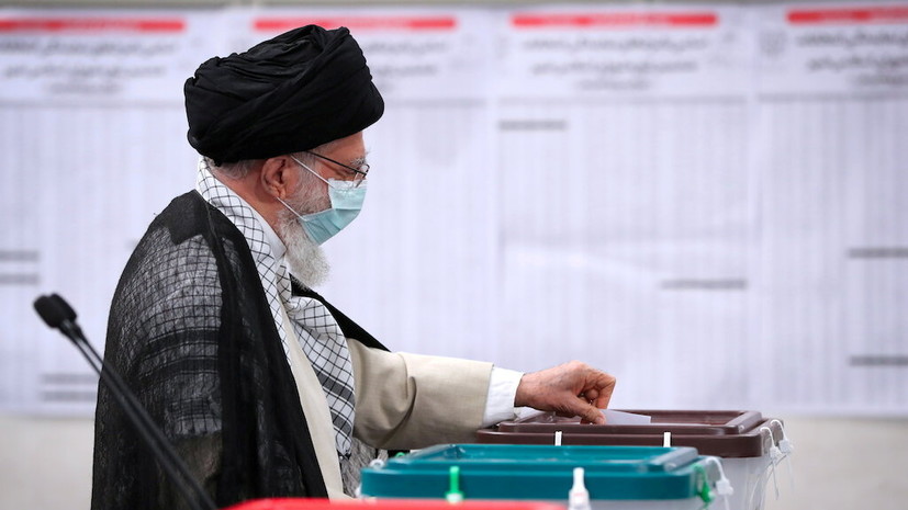 Верховный лидер Ирана проголосовал на президентских выборах