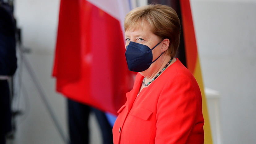Меркель заявила о потребности ФРГ в диалоге с Россией