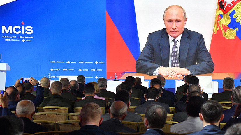 «Не может не беспокоить»: Путин отметил непрекращающееся усиление войск НАТО у границ России