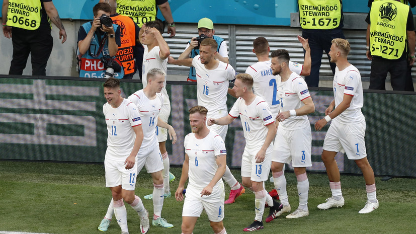Чехия сыграет с Данией в 1/4 финала Евро-2020