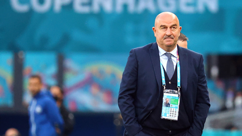 Арустамян оценил вероятность ухода Черчесова с поста главного тренера сборной России