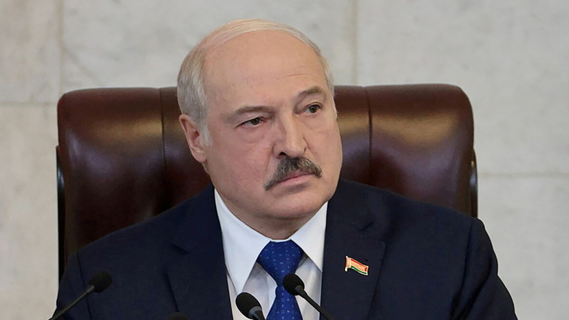 Лукашенко обсудил сотрудничество в сфере обороны с секретарём Совбеза России