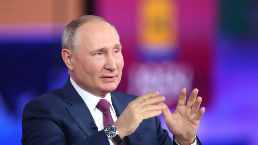 Путин прокомментировал неудачи сборных России по футболу и хоккею