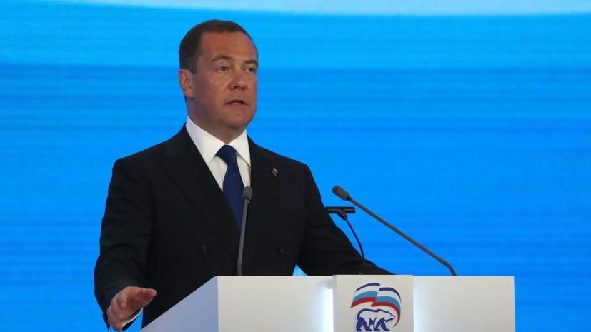 Медведев заявил о росте числа коррупционных преступлений в России