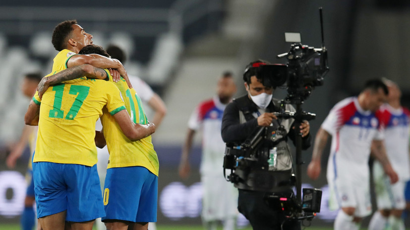 Бразилия в меньшинстве победила Чили и вышла в полуфинал Кубка Америки по футболу