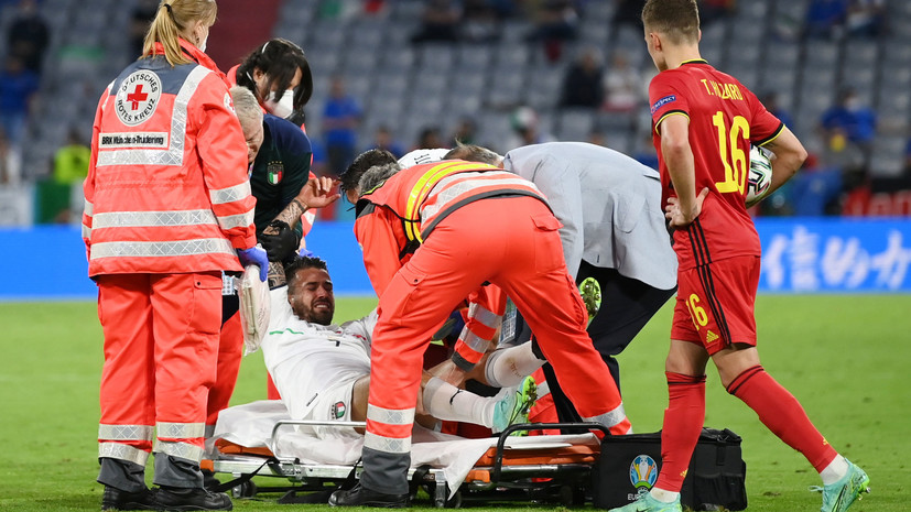 СМИ: Футболист сборной Италии Спинаццола выбыл на четыре месяца из-за травмы