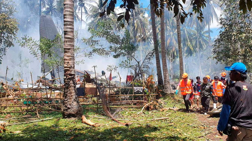 Число жертв авиакатастрофы на Филиппинах достигло 45