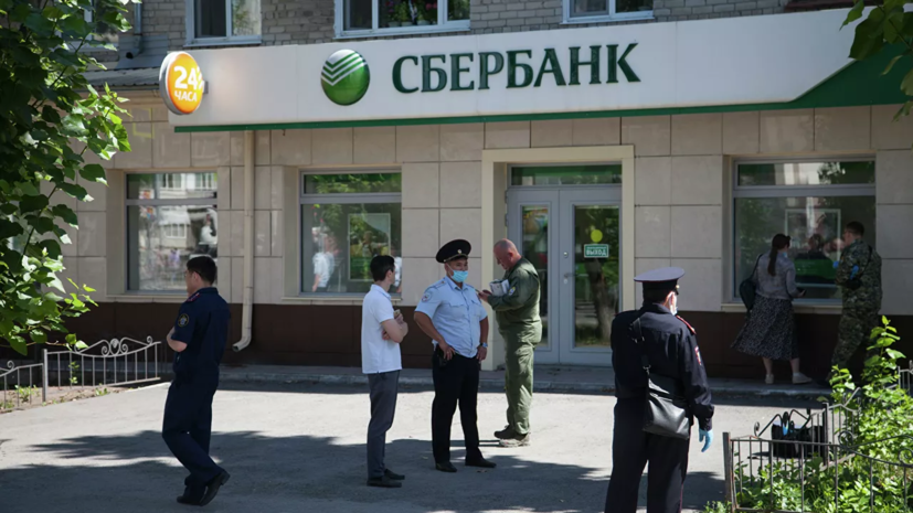 Захвативший отделение Сбербанка в Тюмени арестован на два месяца