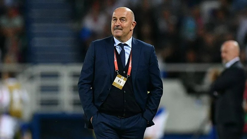 В Кремле оценили работу Черчесова в сборной России