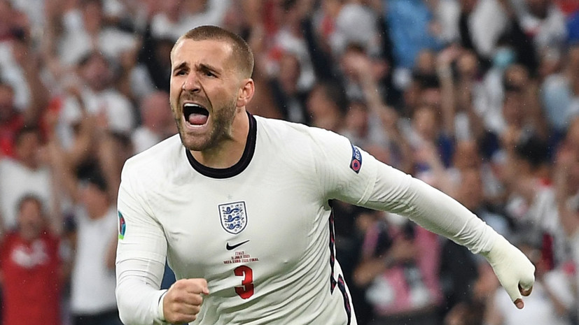 Шоу стал пятым игроком из АПЛ, забившим в финале чемпионата Европы