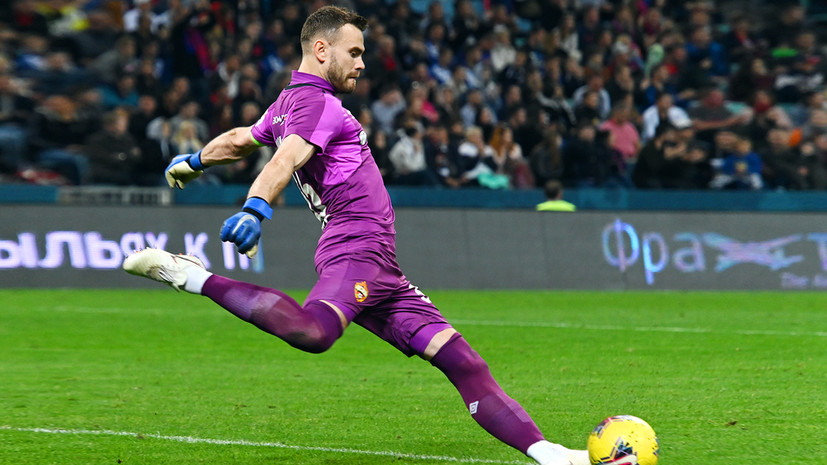 Акинфеев заявил, что ему безразлично, кто возглавит сборную России