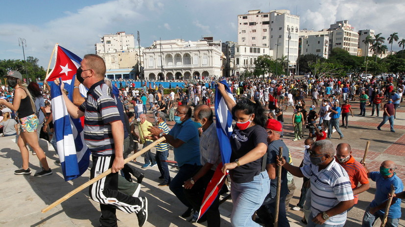 В консульство России не поступали сведения о пострадавших в ходе протестов на Кубе россиянах