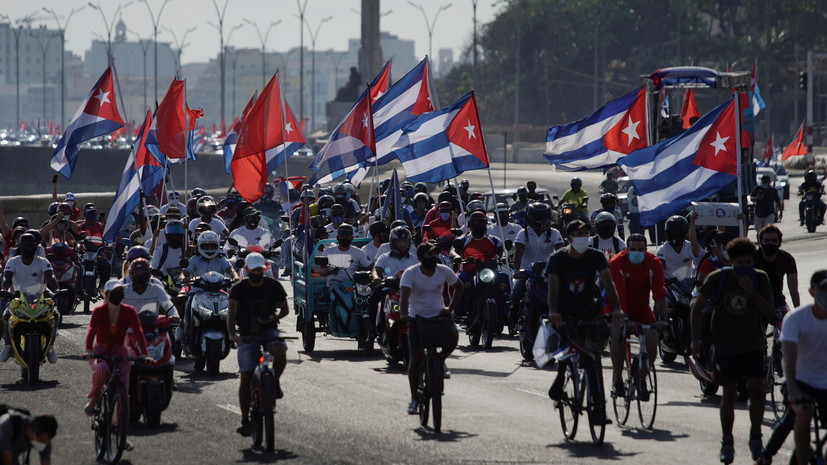 Рауль Кастро обсудил протесты с ЦК Компартии Кубы