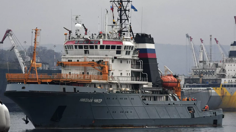 Подводники Северного флота провели учения по испытанию вооружения