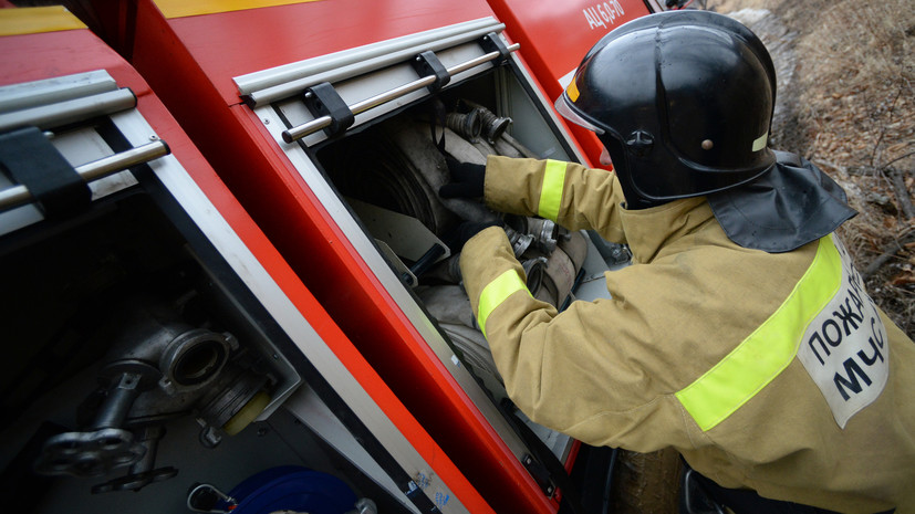 Пожар на автосервисе под Саратовом ликвидирован