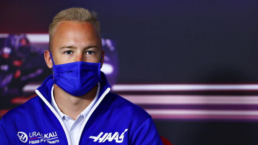 В Haas признались, что не знают, как настроить болид под Мазепина