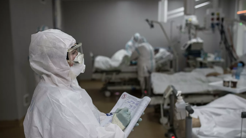 Инфекционист рассказал о риске осложнений для больных COVID-19 в жару