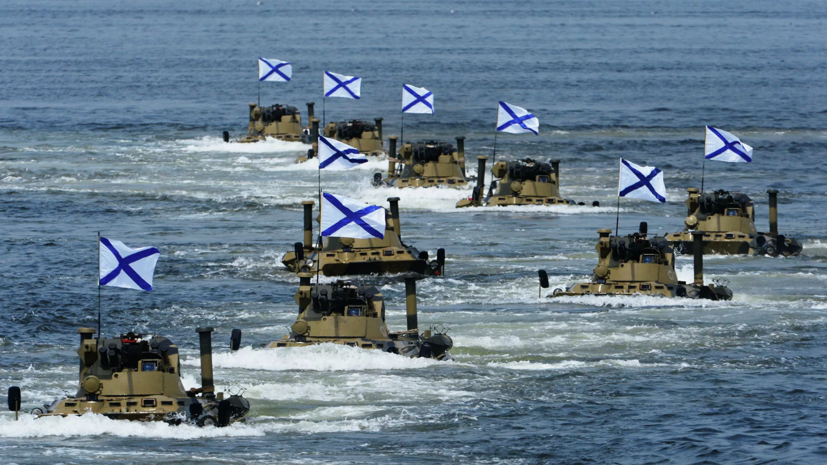 В Петербурге и Кронштадте прошла генеральная репетиция парада ко Дню ВМФ