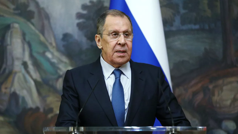 Лавров заявил о попытках Запада создать пояс нестабильности вокруг России