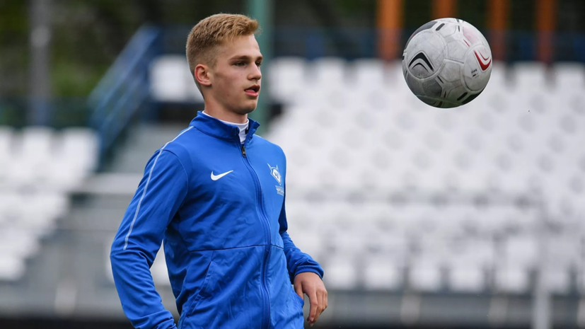 «Крылья Советов» объявили о трансферах Пиняева, Глушенкова и Пруцева