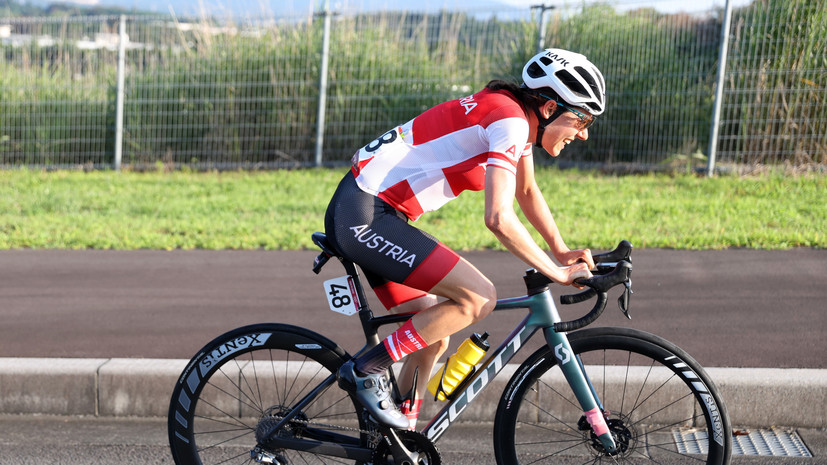 Кизенхофер стала олимпийской чемпионкой по шоссейному велоспорту