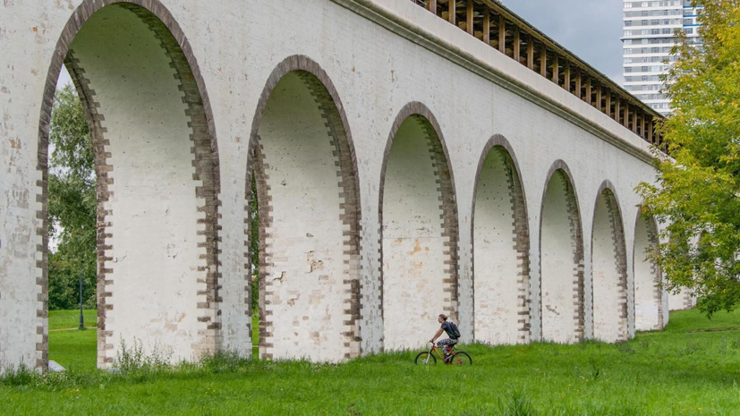 На портале Russpass появились летние маршруты прогулок по Москве