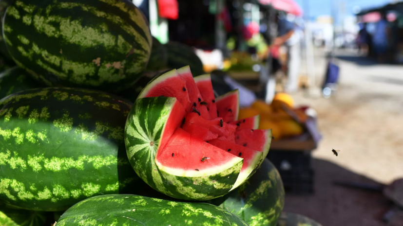 Шеф-повар рассказал, как определить спелость арбуза