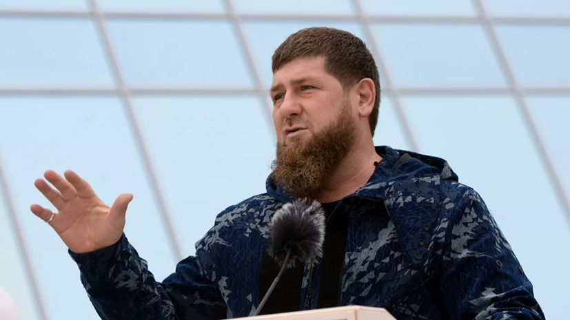 Кадыров поздравил дзюдоиста Башаева с завоеванием бронзы ОИ в Токио
