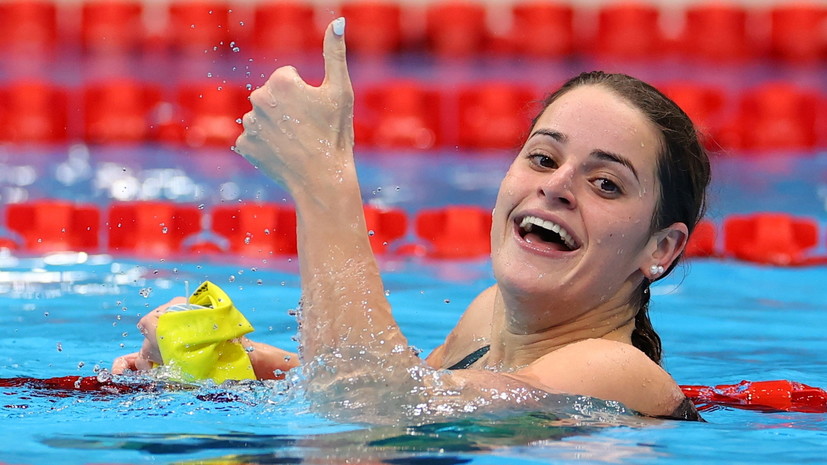 Австралийка Маккеоун выиграла заплыв на 200 м на спине на Олимпиаде