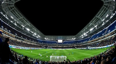 Стадион в Калининграде во время матча 32-го тура ФНЛ между «Балтикой» и «Крыльями Советов»