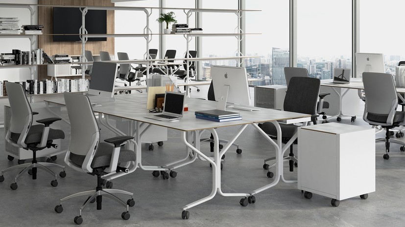 Экспорт офисной мебели и техники из Москвы вырос в два раза в январе — апреле