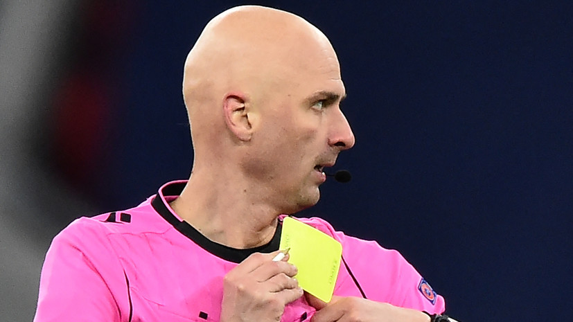 Карасёв показал первую жёлтую карточку в матче за Суперкубок УЕФА на 45-й минуте