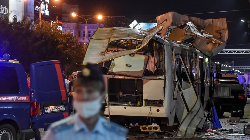 Семьи погибших при взрыве автобуса в Воронеже получат по 1 млн рублей