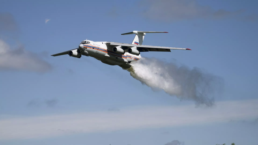 Самолёты Минобороны локализовали очаги пожаров в районе Иркутской области