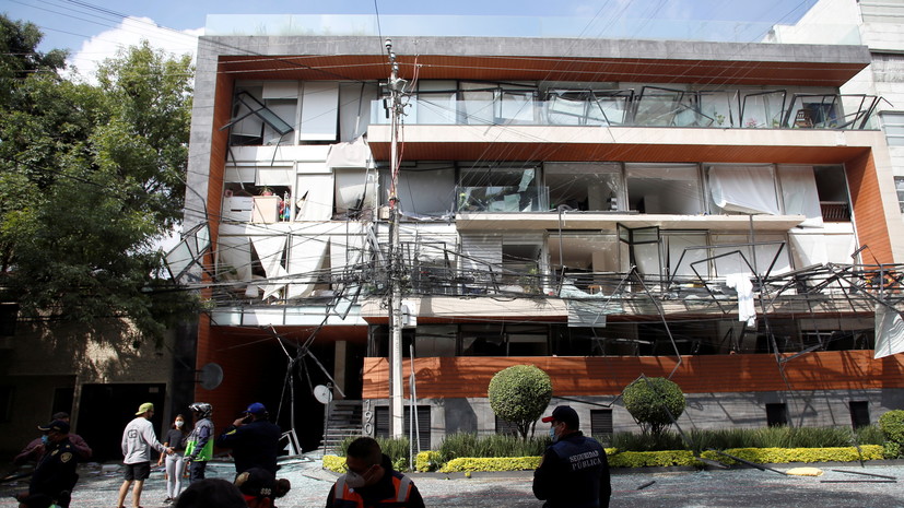 В Мехико при взрыве газа в жилом доме погиб один человек