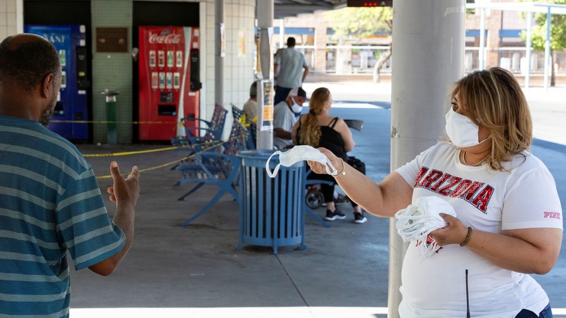 В США продлили до 18 января обязательное ношение масок на объектах транспорта