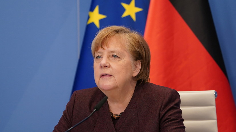 В кабмине ФРГ рассказали о плотной программе визита Меркель в Москву