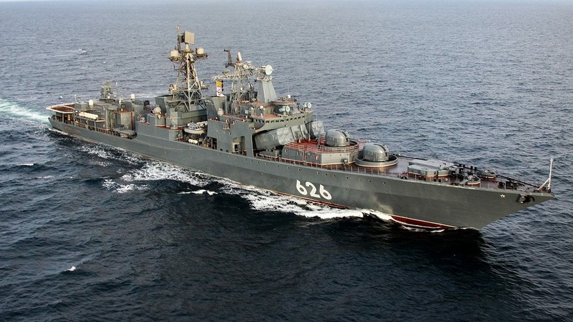 El Pais: Испания не пустила российские корабли в порт Сеуты